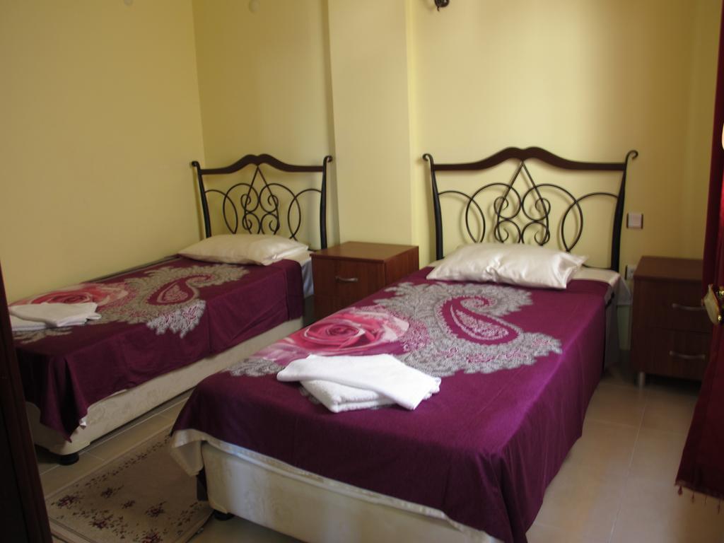 Sunset Beach Apartments Turgutreis Zimmer foto